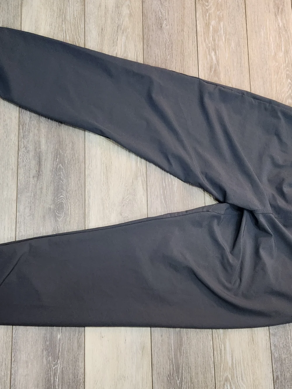 Vuori Transit Men's Grey Elastic-Waist Joggers with Drawstring Size Large - Picture 8 of 9
